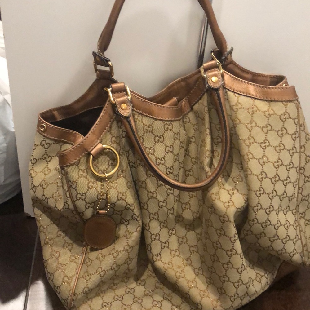 100 %Authentic Gucci tote Gucci Large Sukey Bag